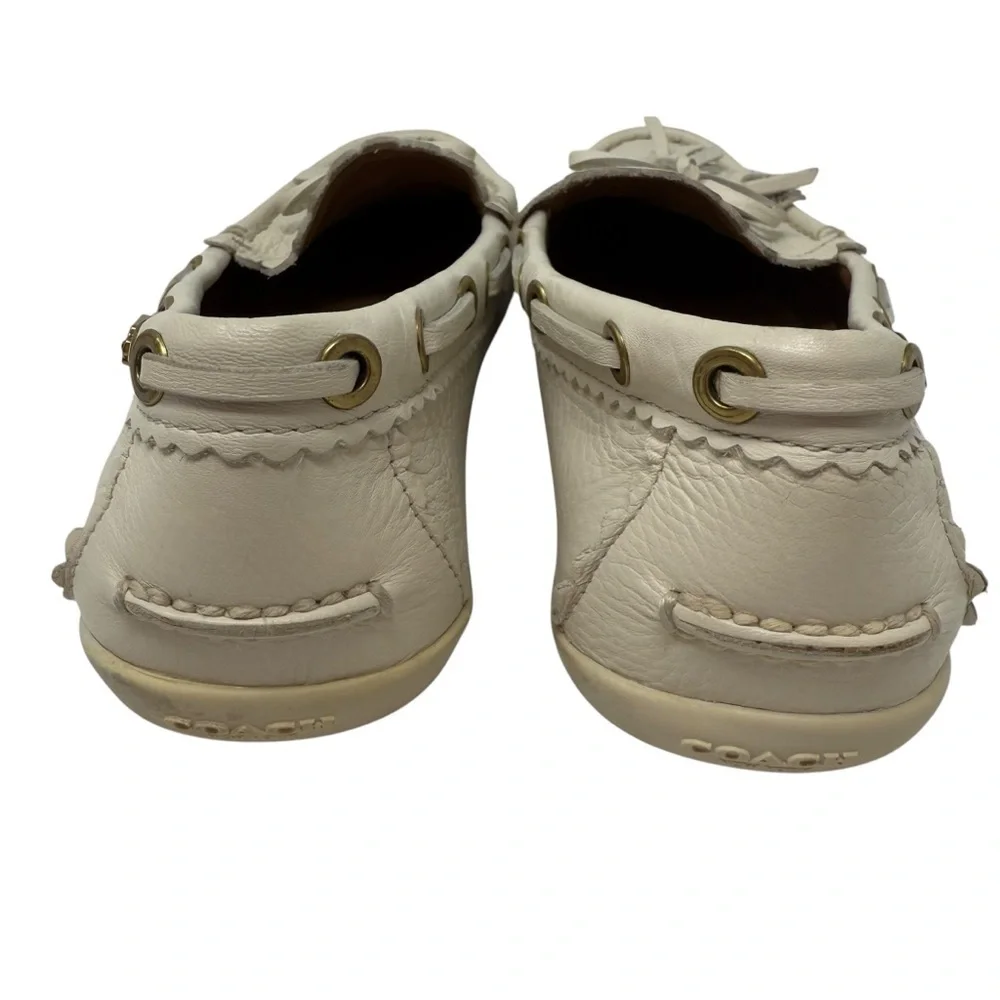 Coach Tassel Women’s Size 6.5 Pebble Grain Leather Ivory Loafers